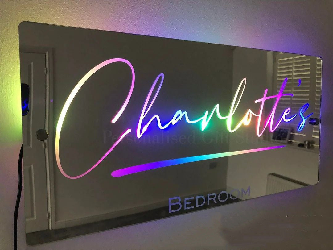 Magic mirror with name customisation